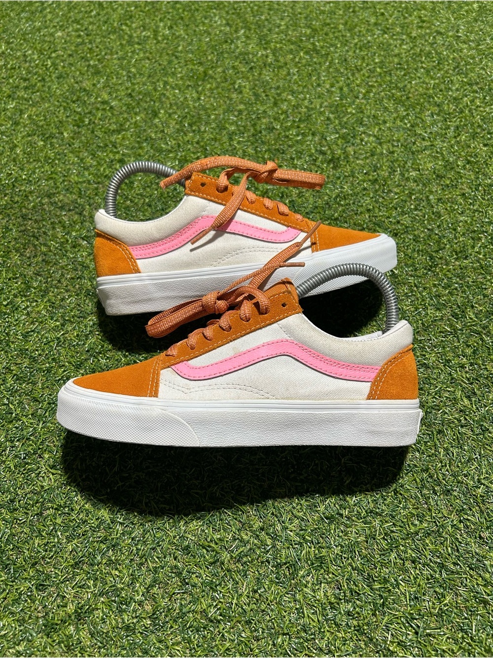 Women’s Vans Old Skool Sneakers